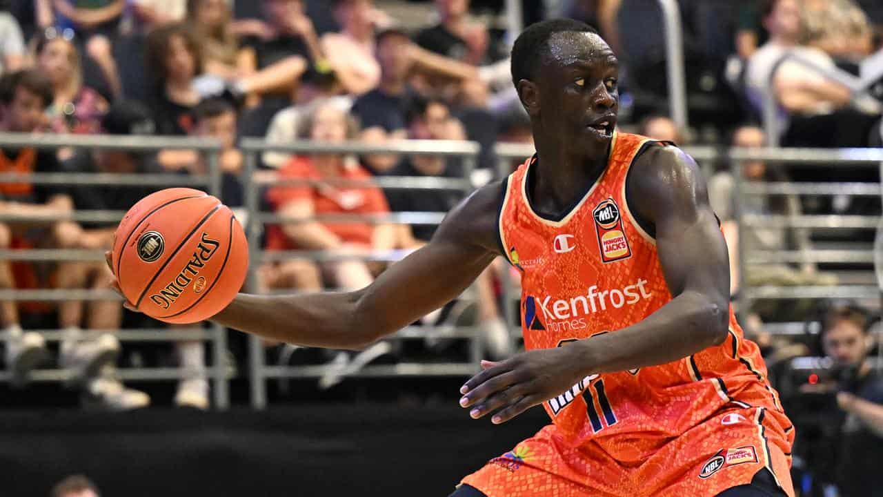 Taipans player Lat Mayen