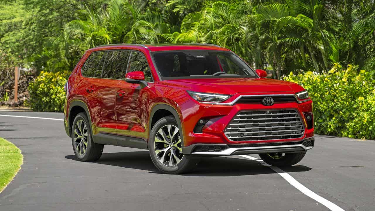 Toyota's 2024 Grand Highlander three-row SUV