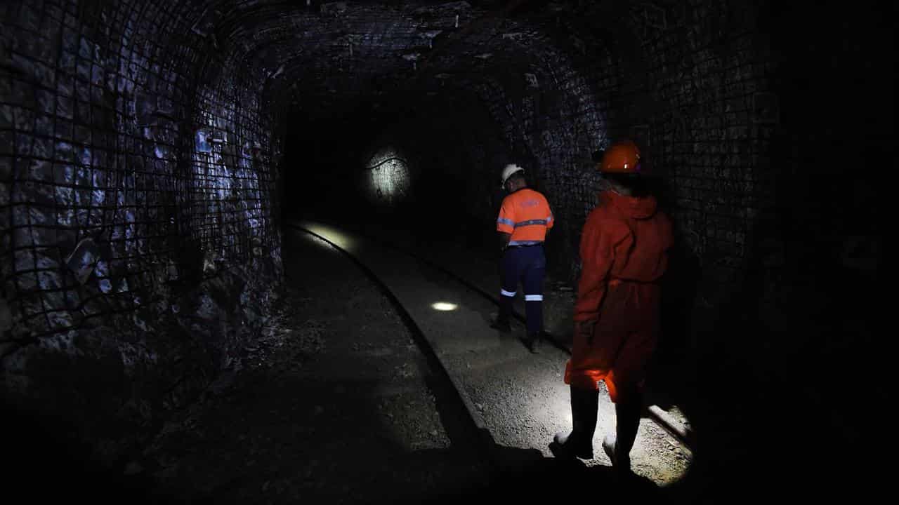 Mount Isa mine closure