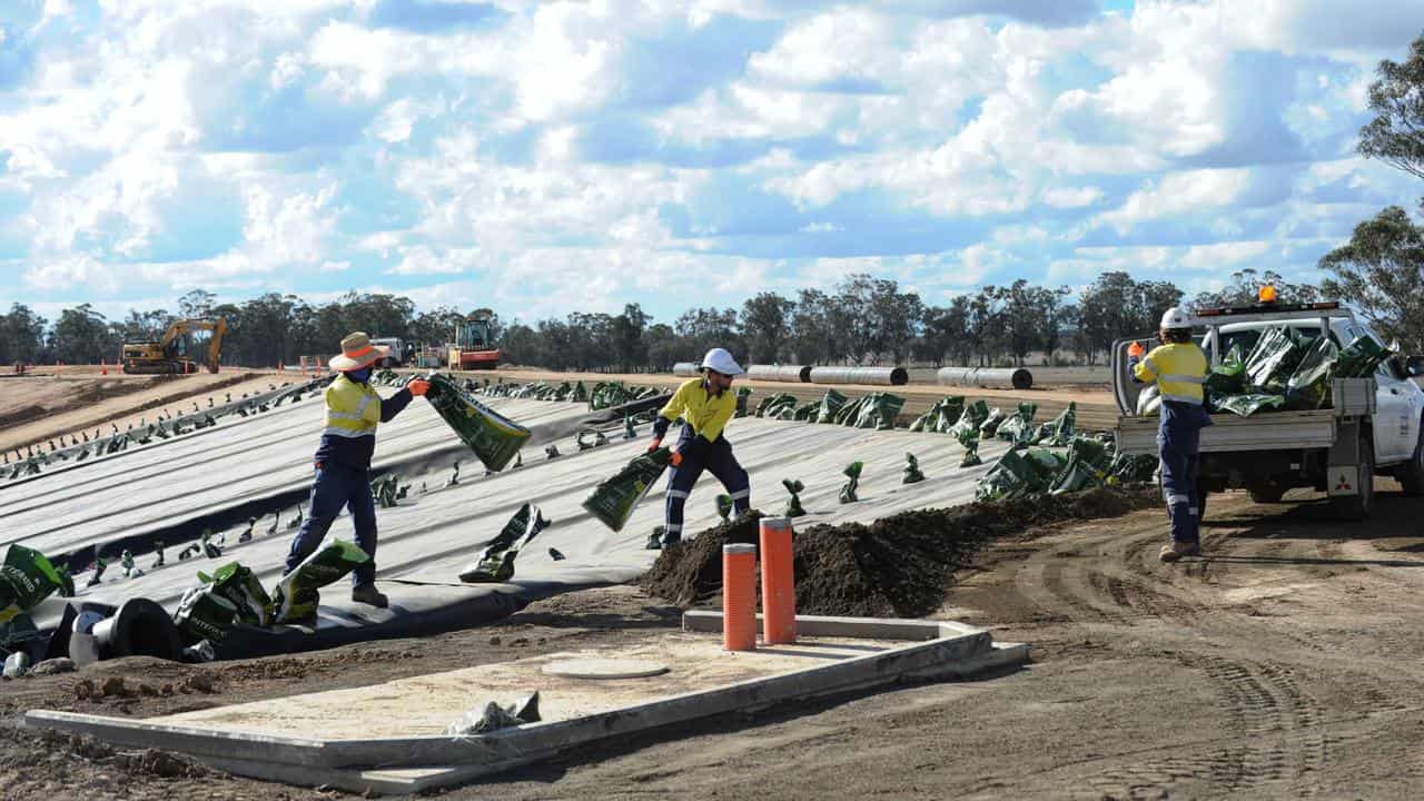 Traditional owners protest Santos project