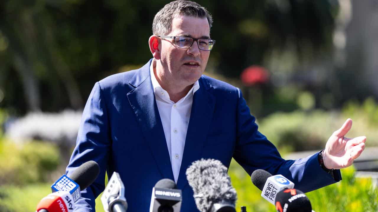 Daniel Andrews announces his resignation