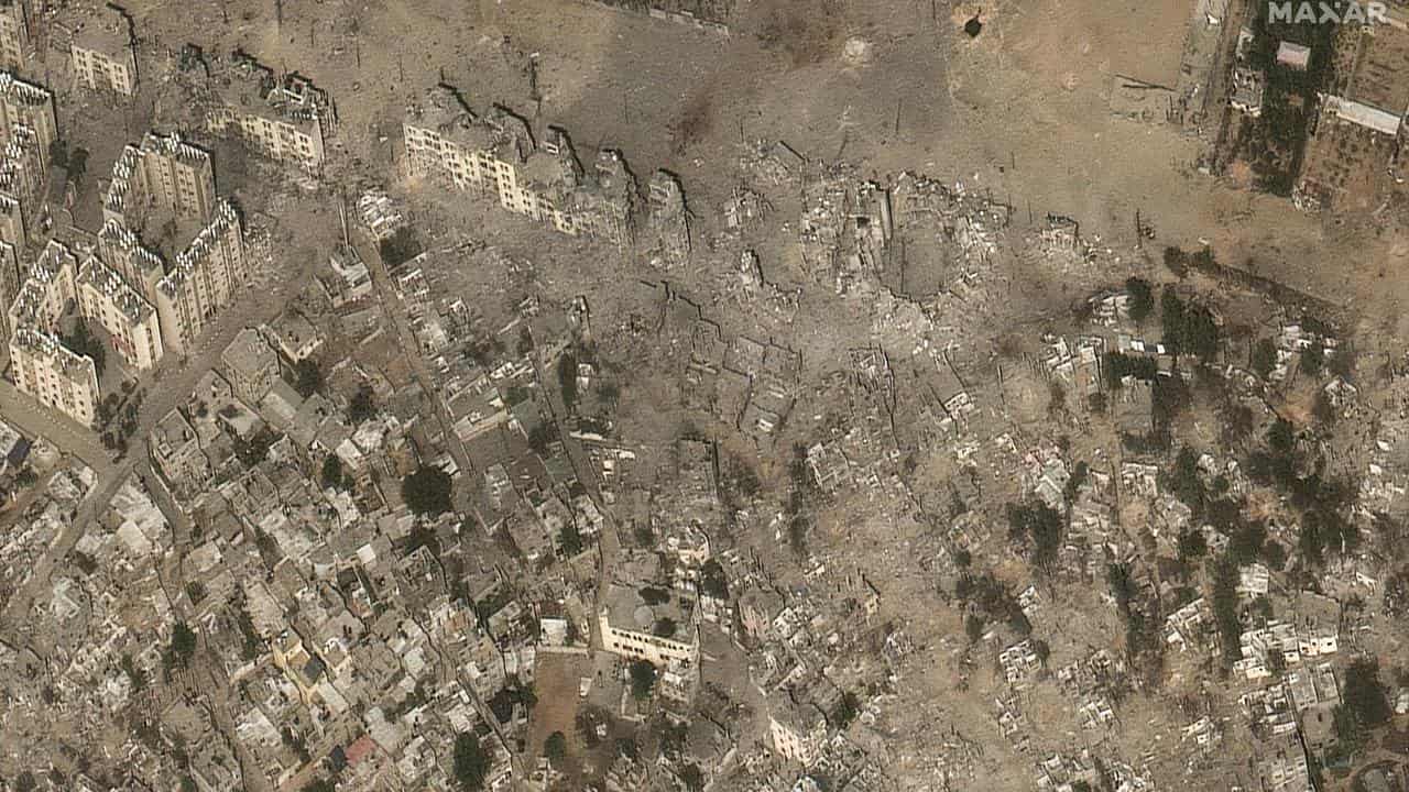 the Izbat Beit Hanoun neighborhood, in northern Gaza