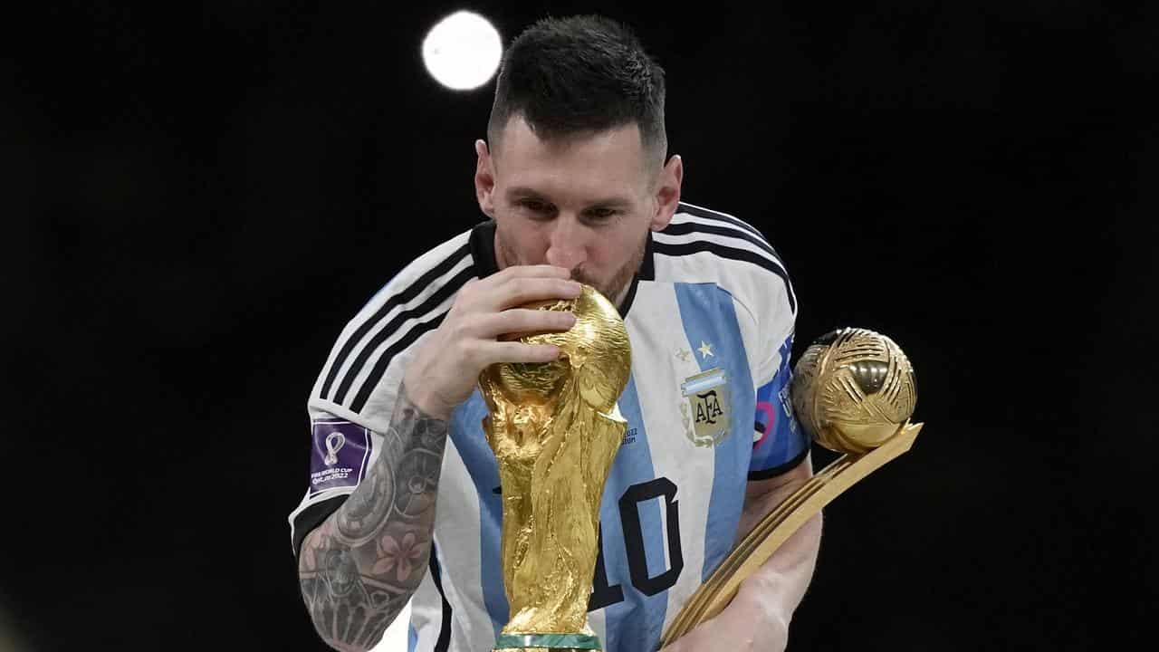 Lionel Messi with World Cup. 