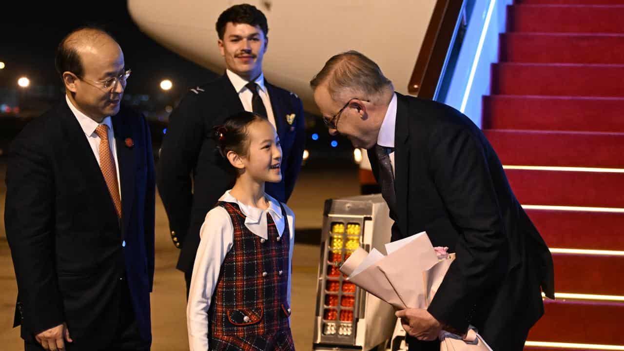 Anthony Albanese is greeted in Shanghai