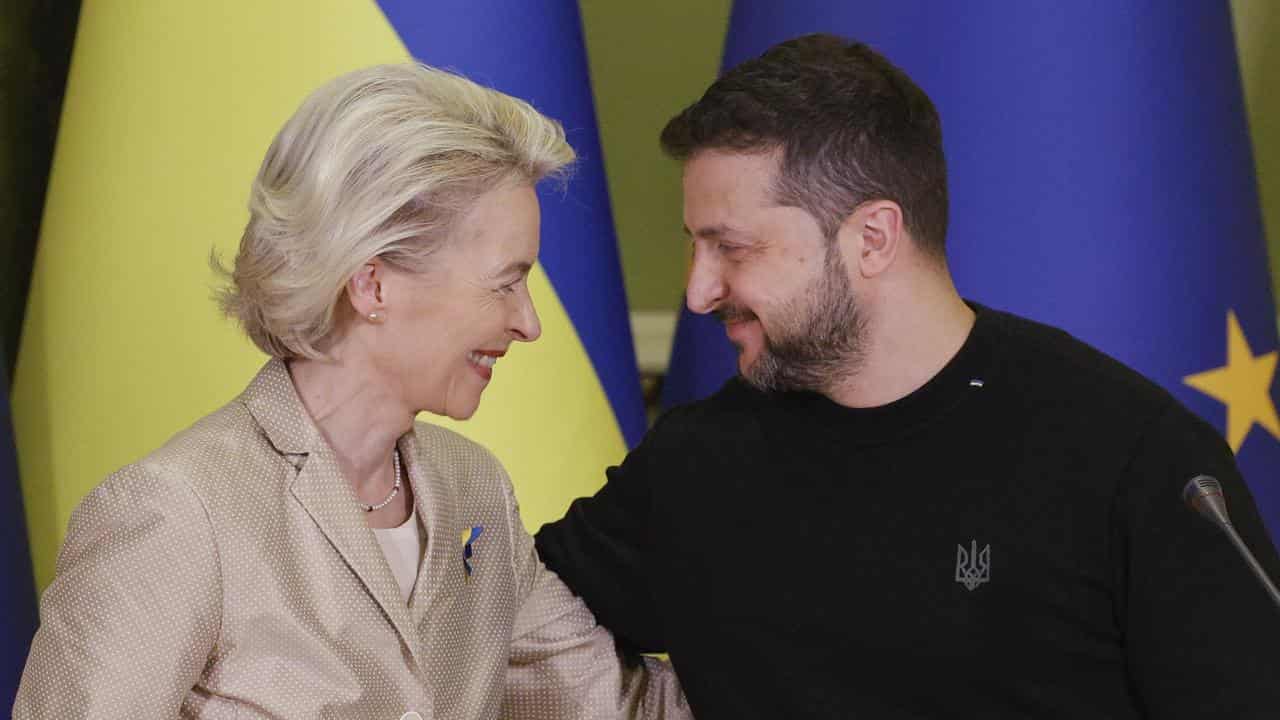 Ursula von der Leyen with Volodymyr Zelenskiy