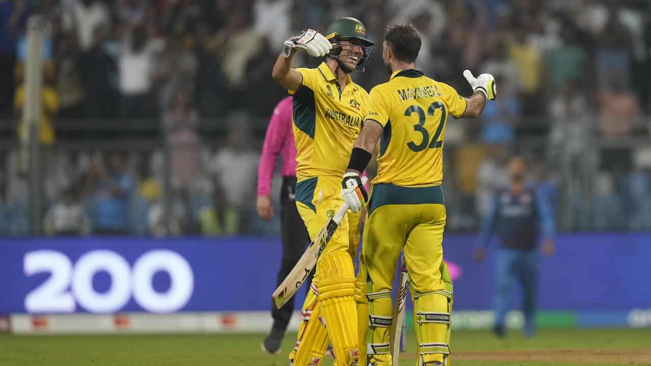 Maxwell incredible knock