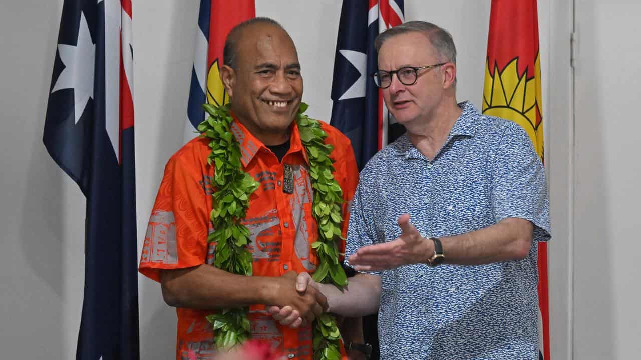 Kiribati’s President Taneti Maamau and Anthony Albanese