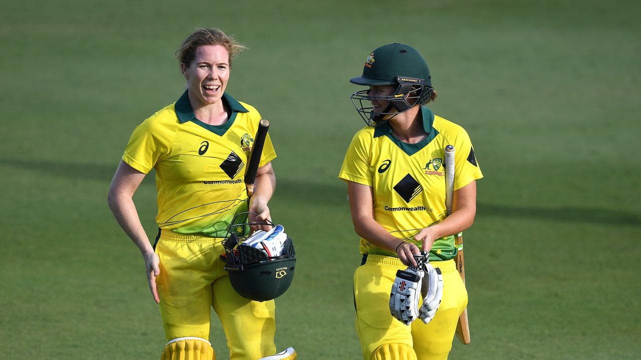 Alex Blackwell (left).