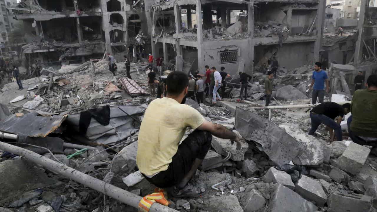 Jebaliya refugee camp in Gaza after an Israeli strike on a building 