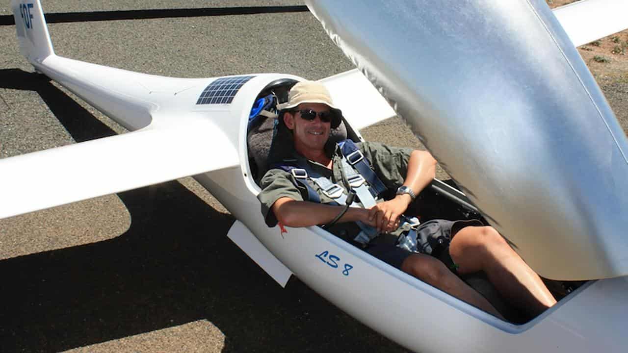 Glider pilot Mike Durrant