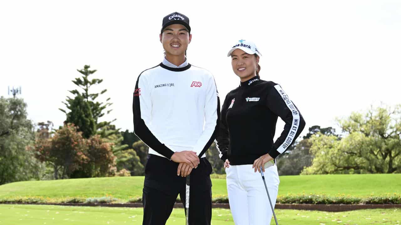 Min Woo Lee (left) and sister Minjee Lee at the 2022 Australian Open.