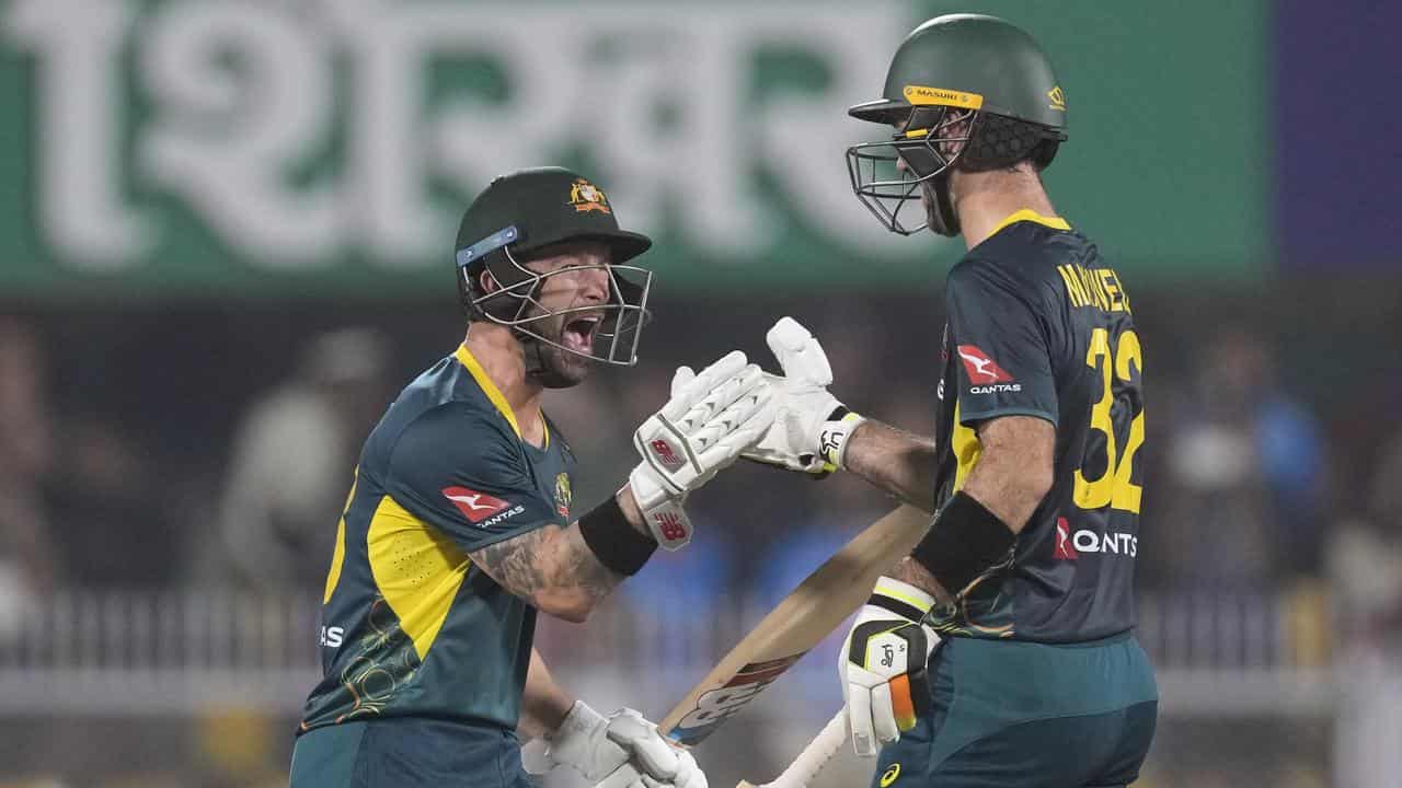 Matt Wade, Glenn Maxwell