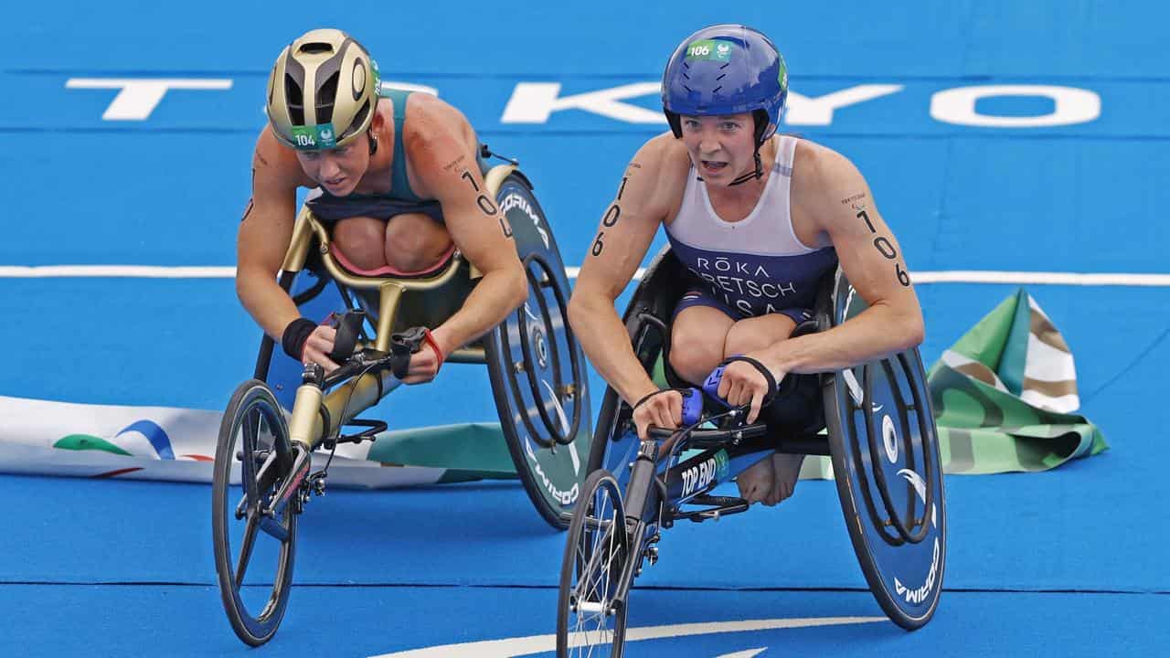 Lauren Parker (left) and Kendall Gretsch at Tokyo 2020 Paralympics.