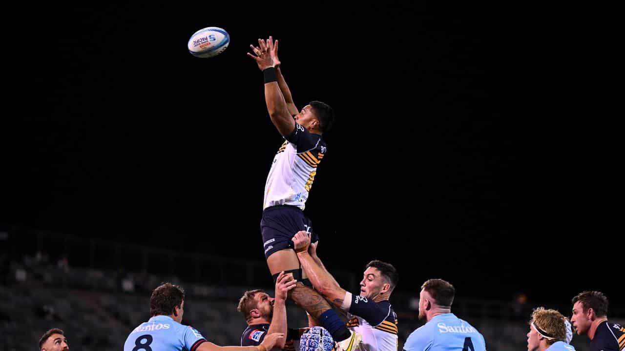 A line-out shot in a match between the Brumbies and Waratahs.