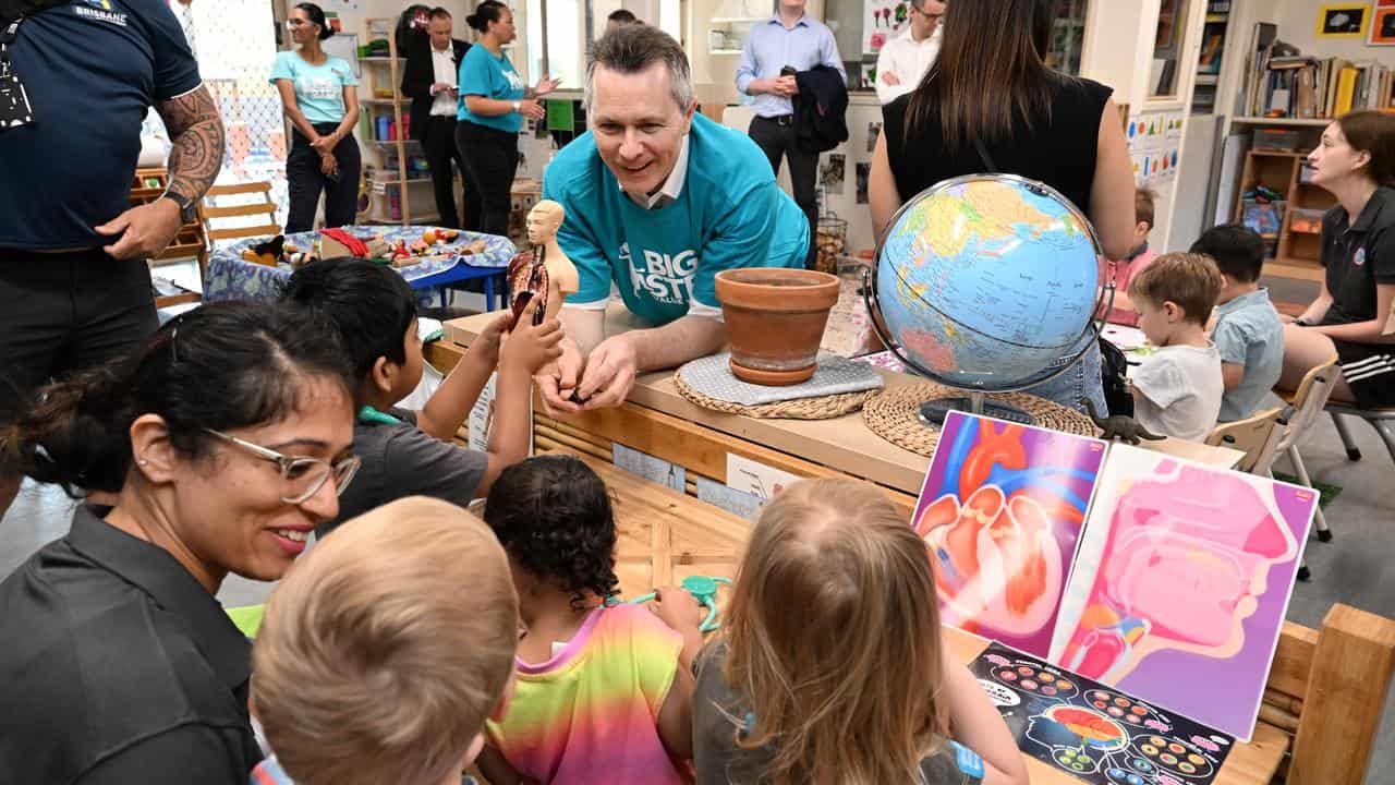 Federal Education minister Jason Clare at an early learning centre