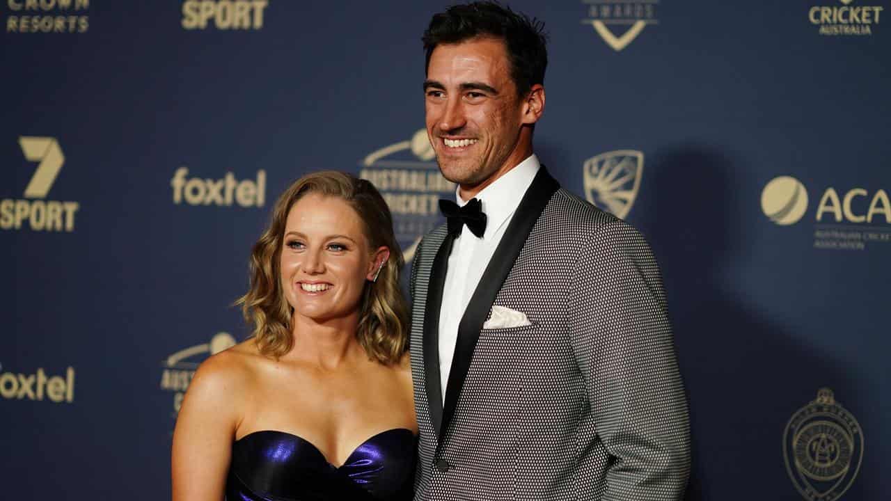 Mitchell Starc with his wife Alyssa Healy