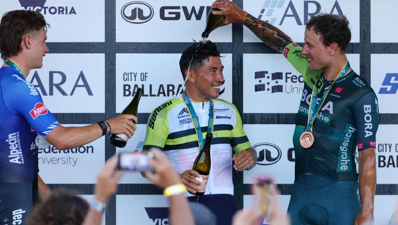 Gold medallist Caleb Ewan (centre)