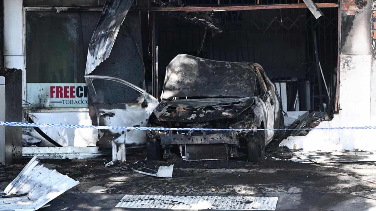 A crime scene at a tobacco shop in Altona (file)