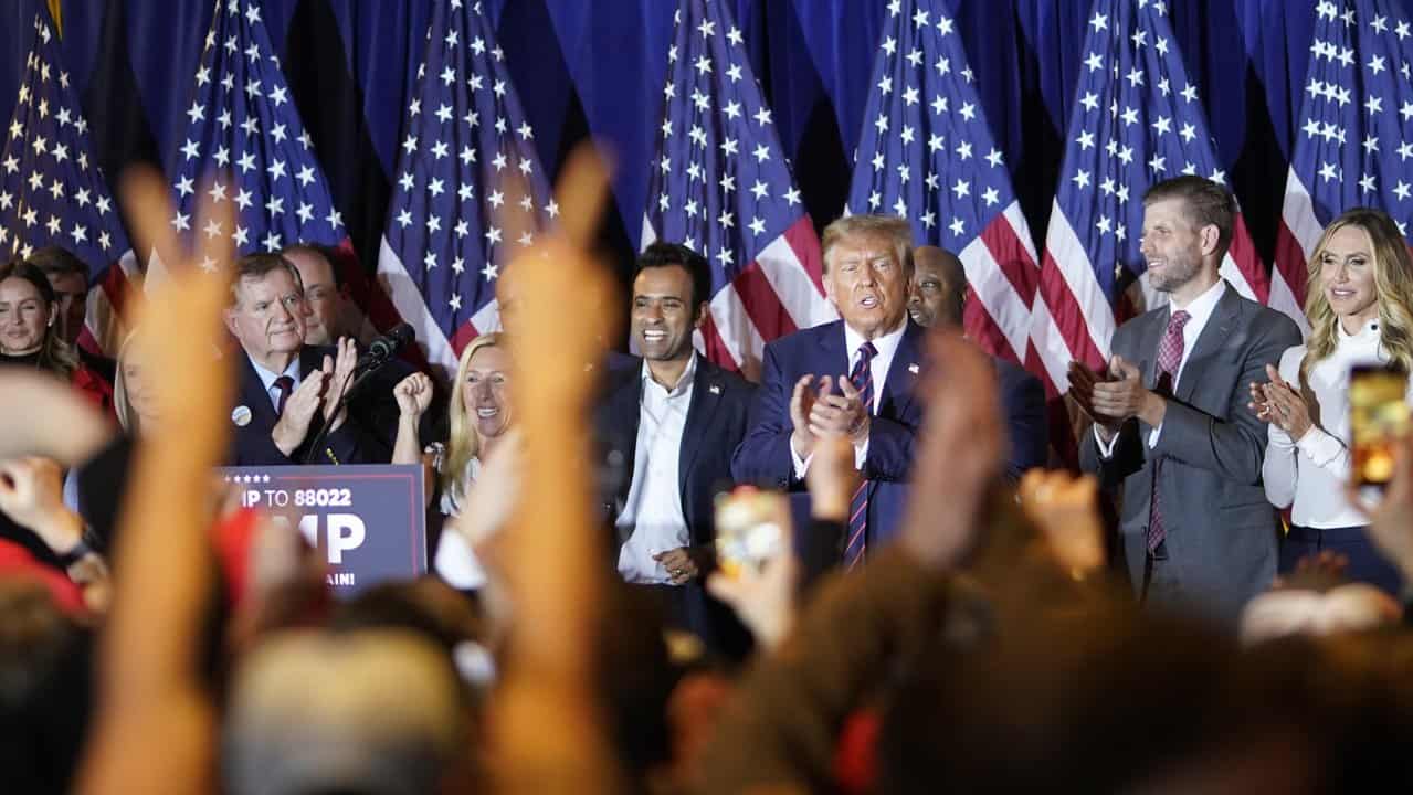 Donald Trump speaks to supporters in Nashua, New Hampshire