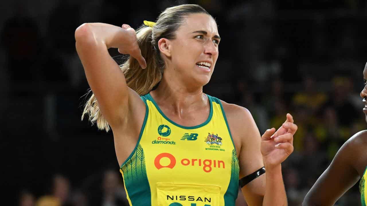 Sarah Klau wins 50th cap