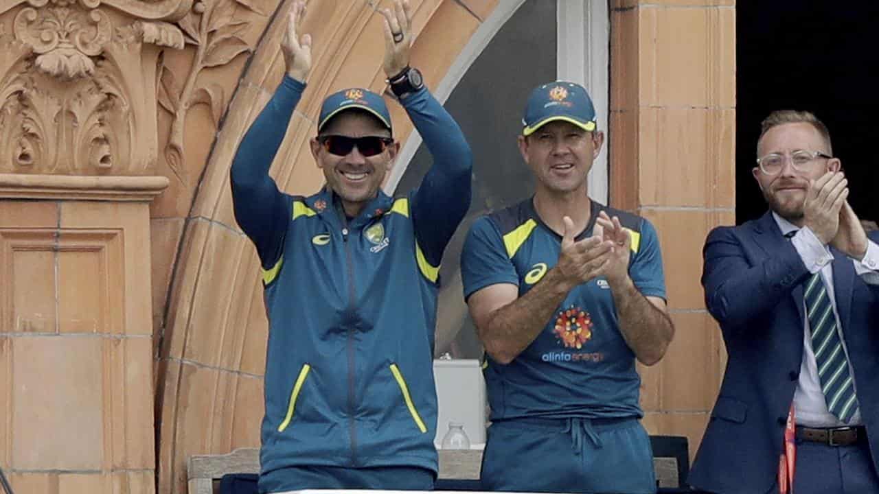 Justin Langer (left) and his assistant Ricky Ponting