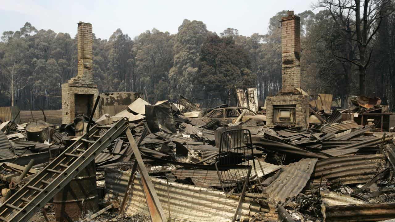 House destroyed by fire in Narbethong in 2009.