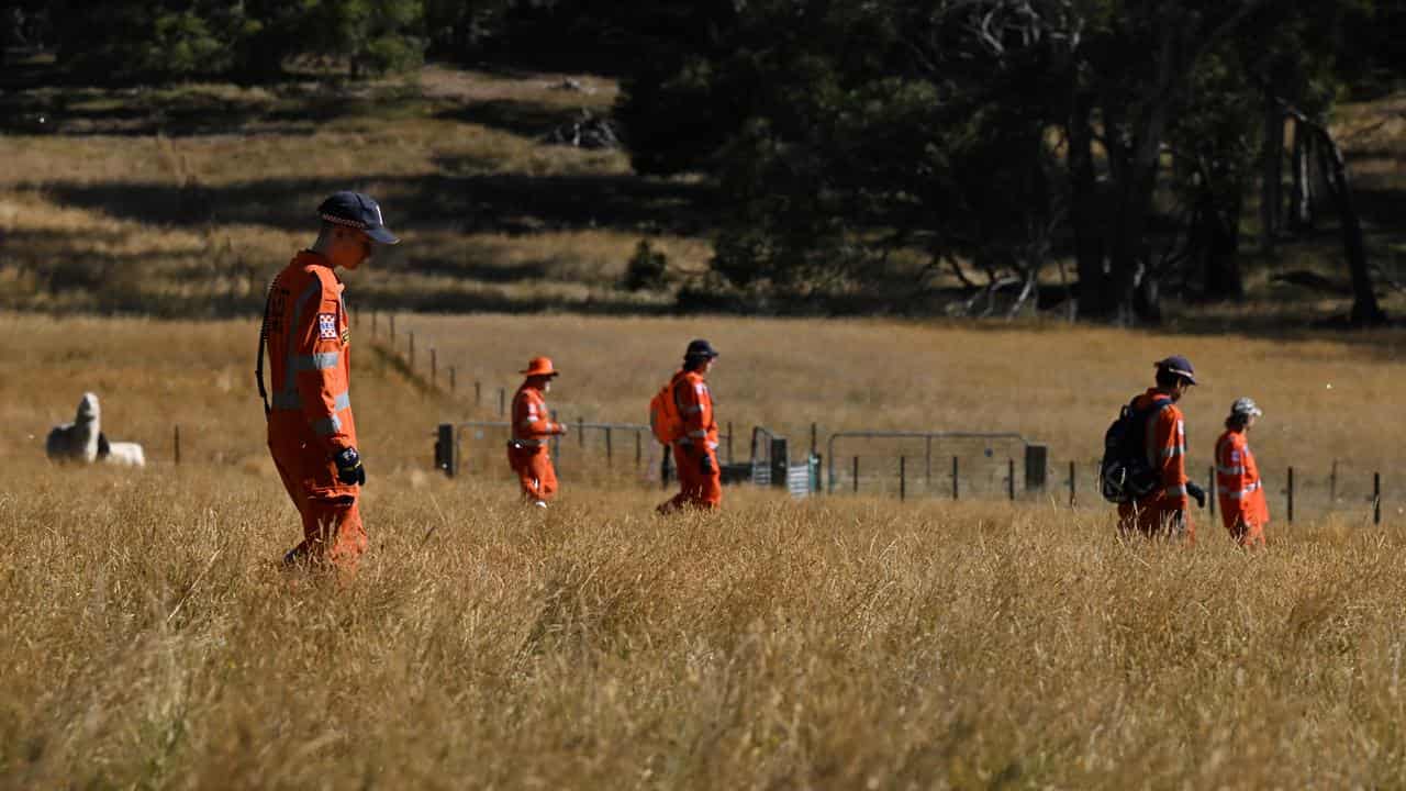 SES personnel searching farmland in Ballarat