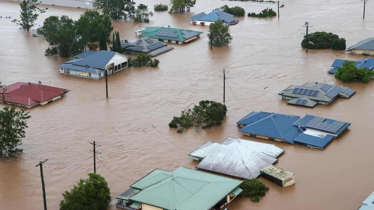 Aerial view of flooded properties in Lismore in 2022.