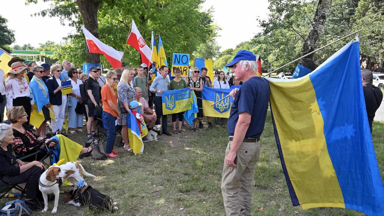 Ukraine rally Canberra 