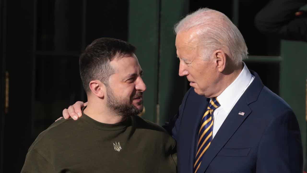 US President Joe Biden and Ukrainian President Volodymyr Zelensky 