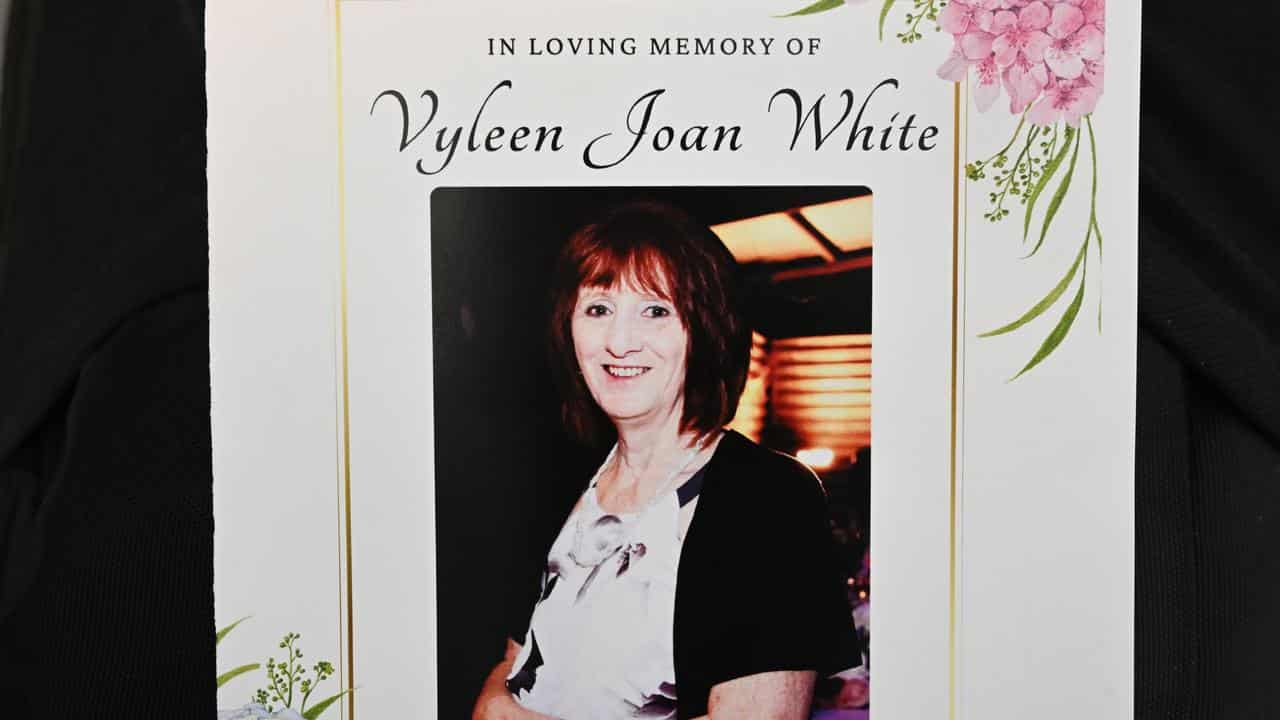 Vyleen White funeral booklet