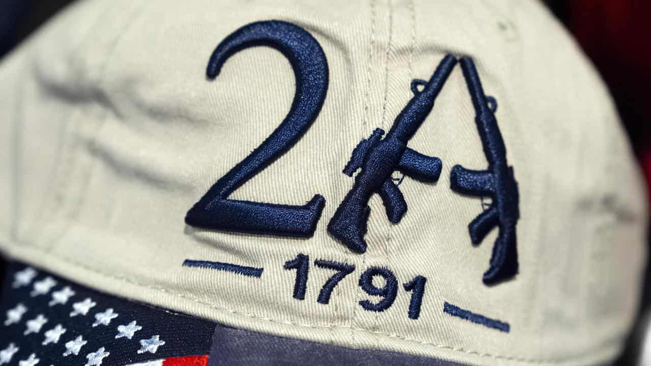 Hat supporting the Second Amendment (file image)