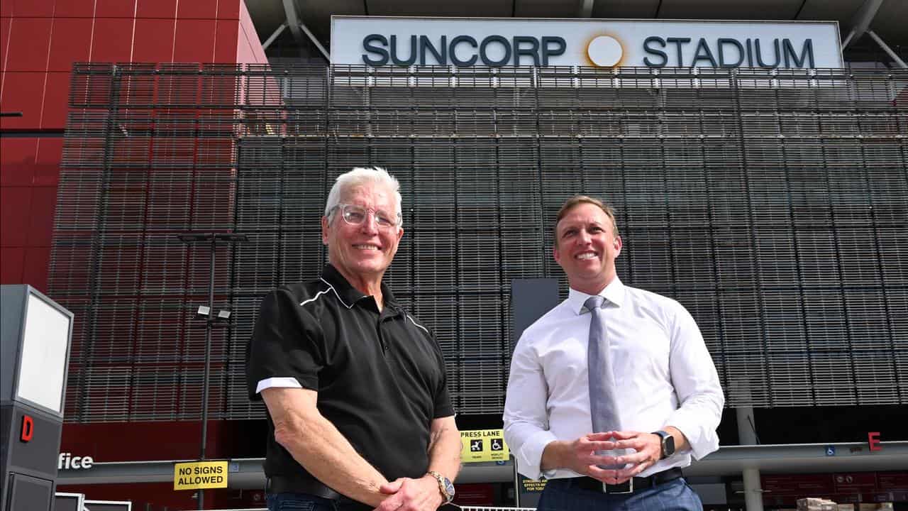 Suncorp Stadium manager Alan Graham (left) and Premier Steven Miles.