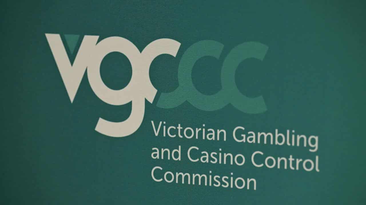 Cards fall Crown's way in casino licence ruling