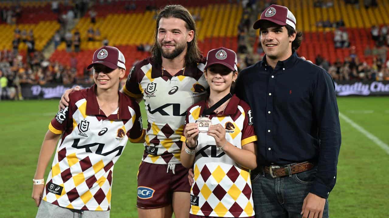 Pat Carrigan with the family of the late Carl Webb