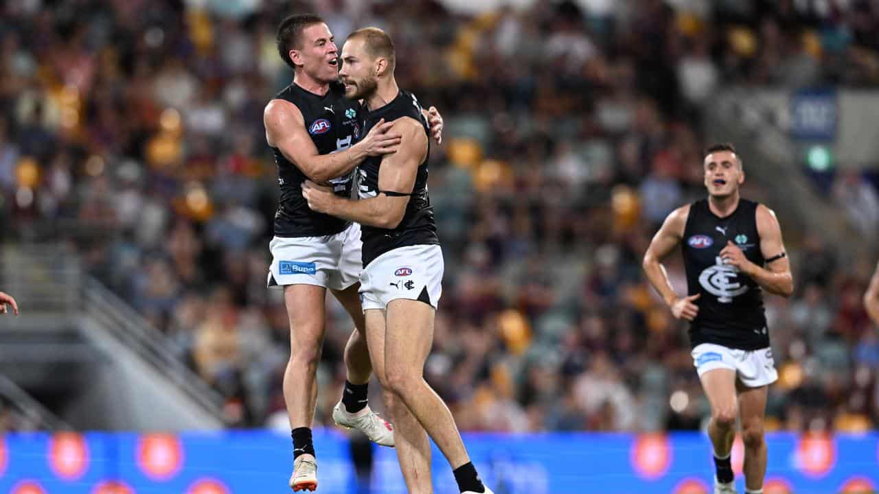 Matt Owies (left) and Harry McKay (centre)