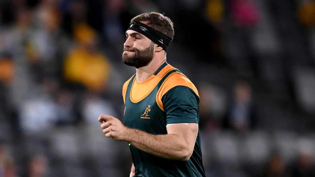 Josh Kemeny warms up with the Wallabies.