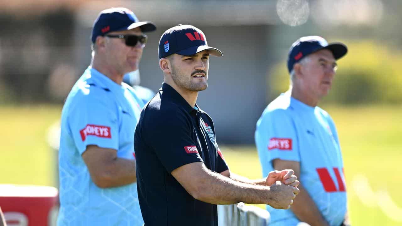 Nathan Cleary (centre).