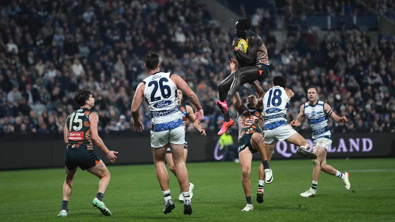 Leek Aleer of the GWS Giants. 