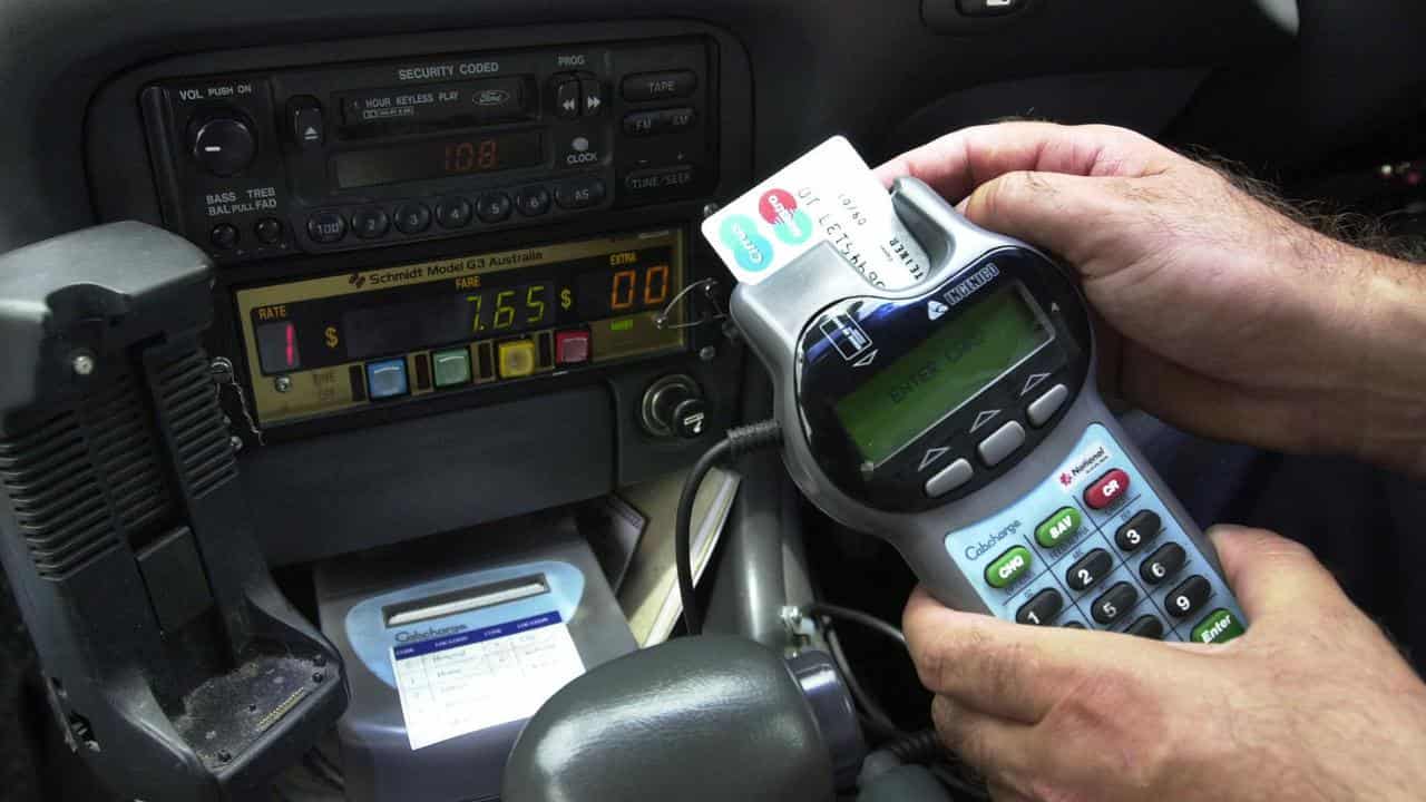 Sydney taxi with meter and eftpos facility