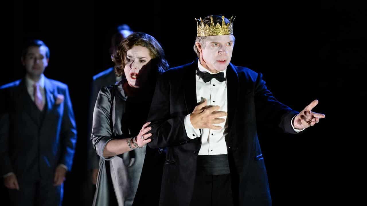 Catherine Carby as Gertrude and Rod Gilfry plays Claudius in Hamlet.