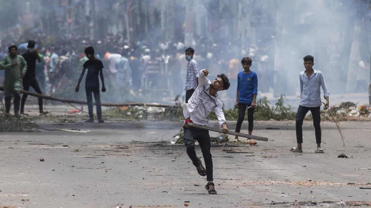 Students in Dhaka 