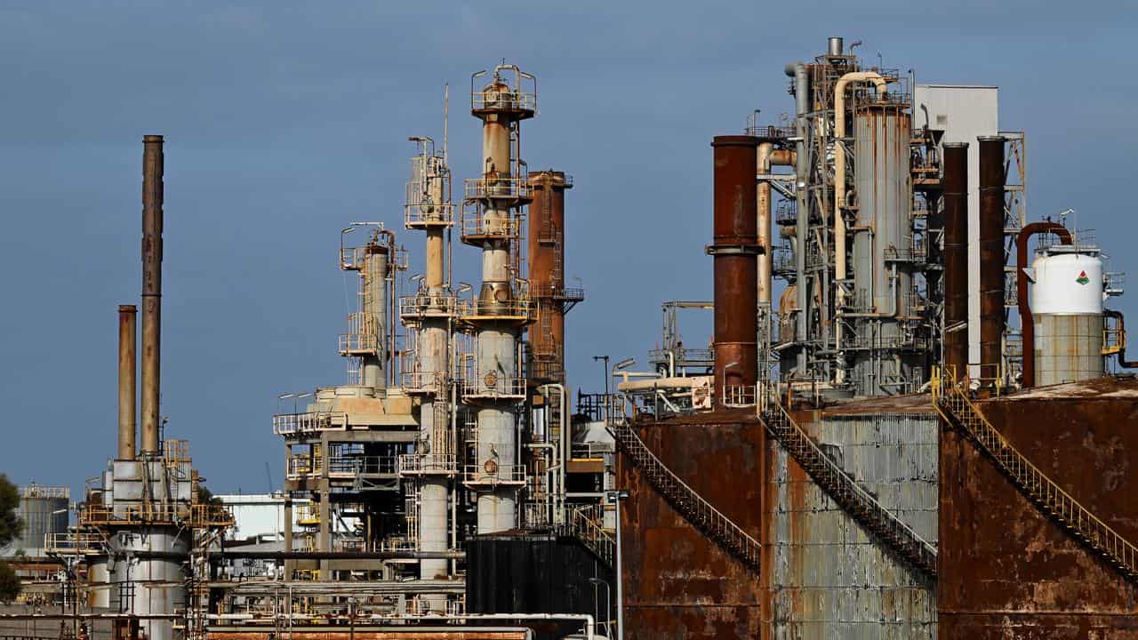 Exxon Mobil refinery in Altona