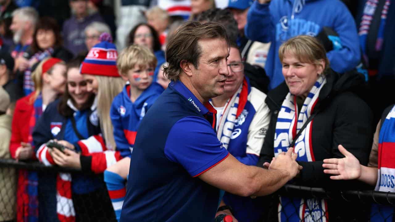 Bulldogs fans showed their respect for coach Luke Beveridge.