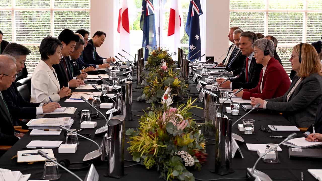 Japanese and Australian ministers in Melbourne