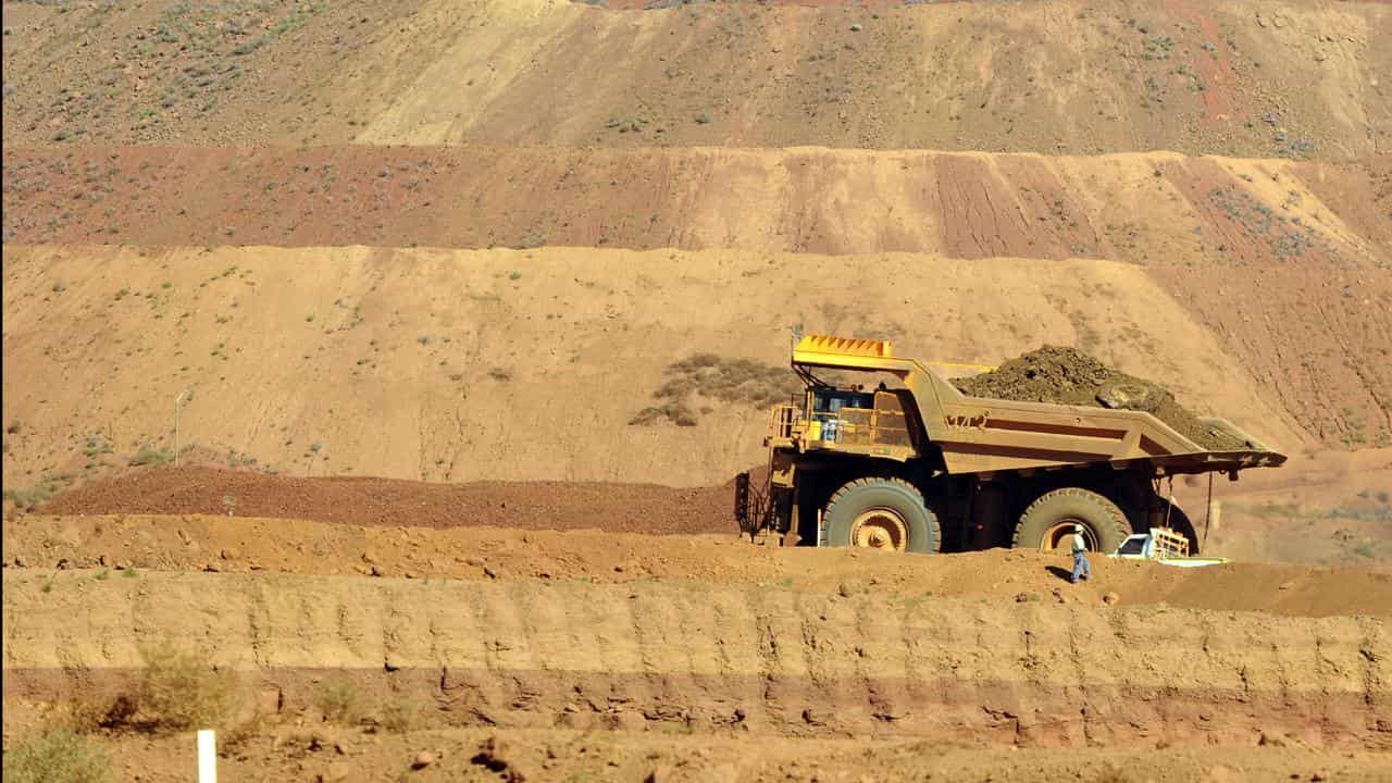 Ion ore haulage truck