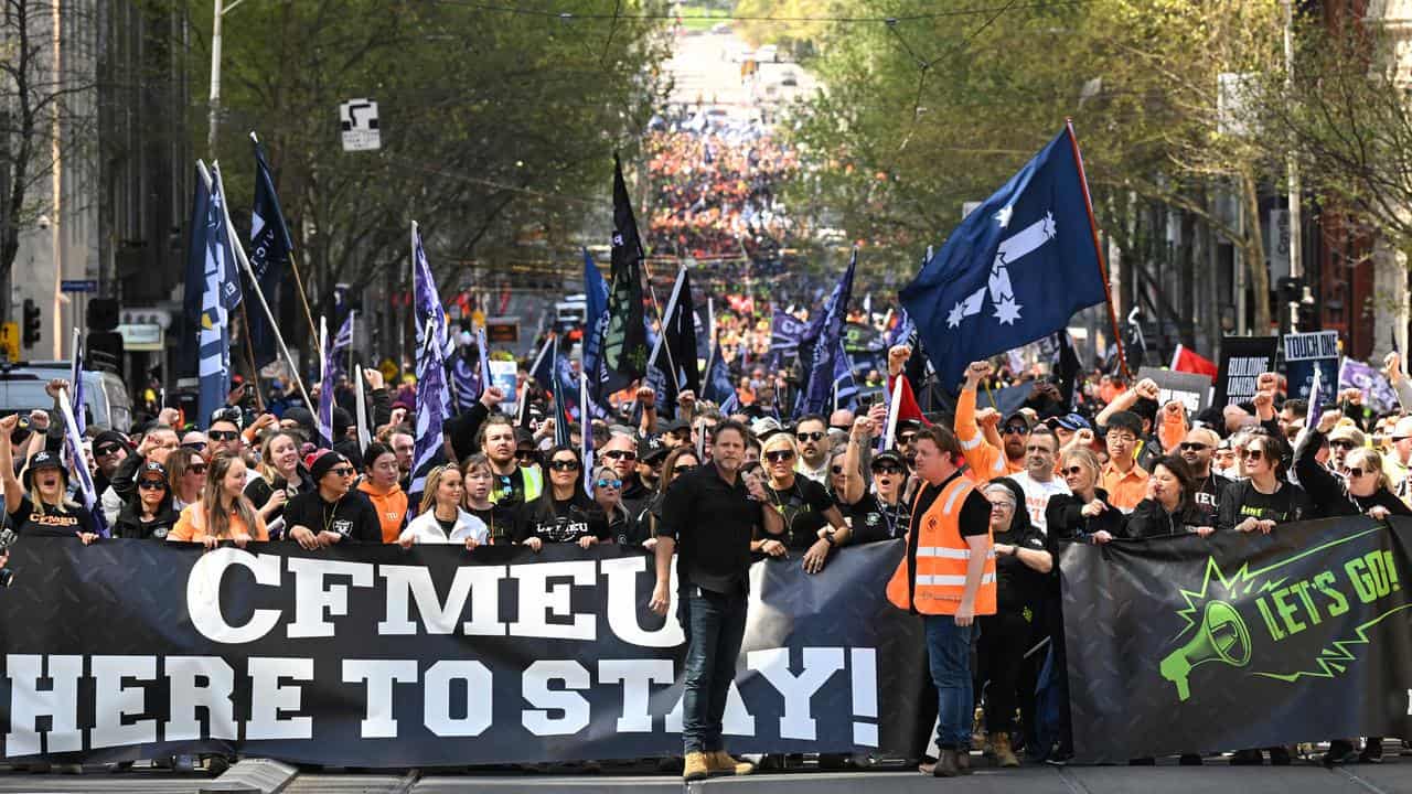 Protesters supporting the CFMEU march in Melbourne