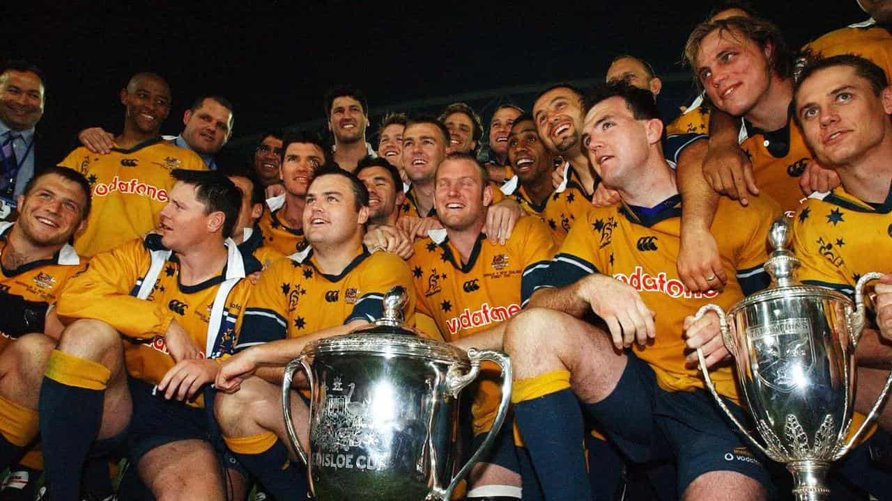 Wallabies with the Bledisloe Cup.