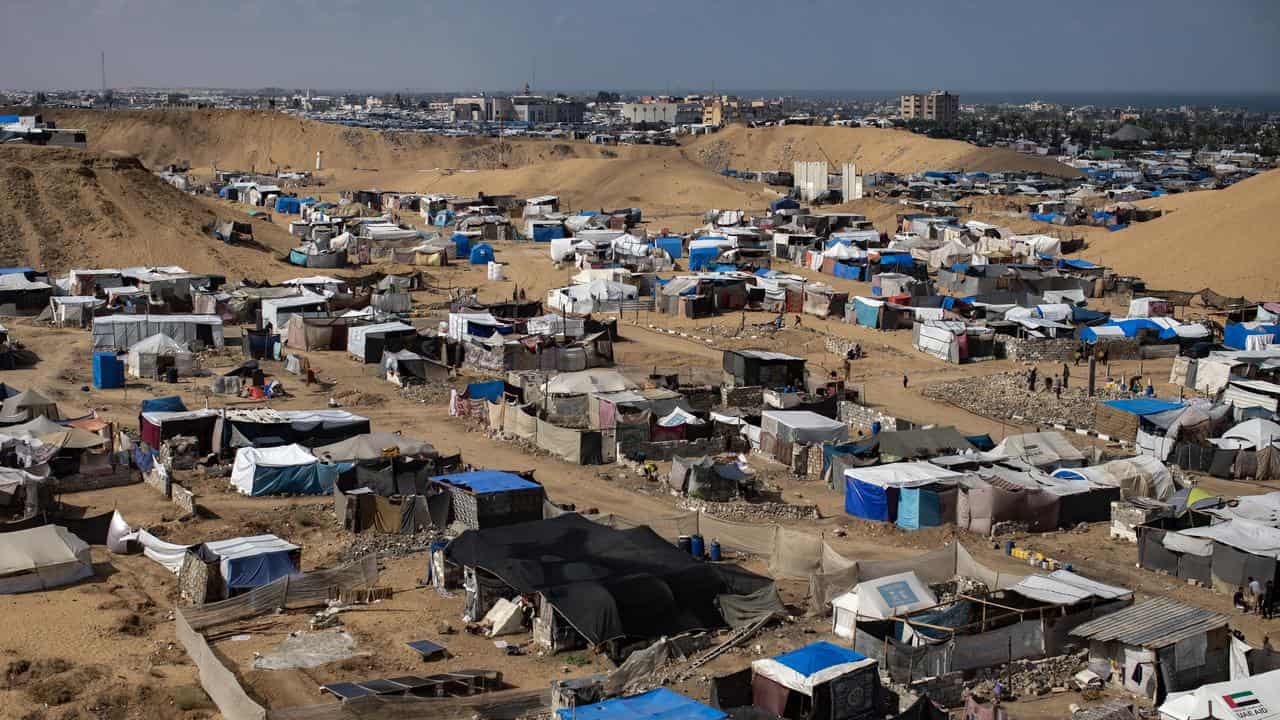 Displaced Palestinians in Khan Younis