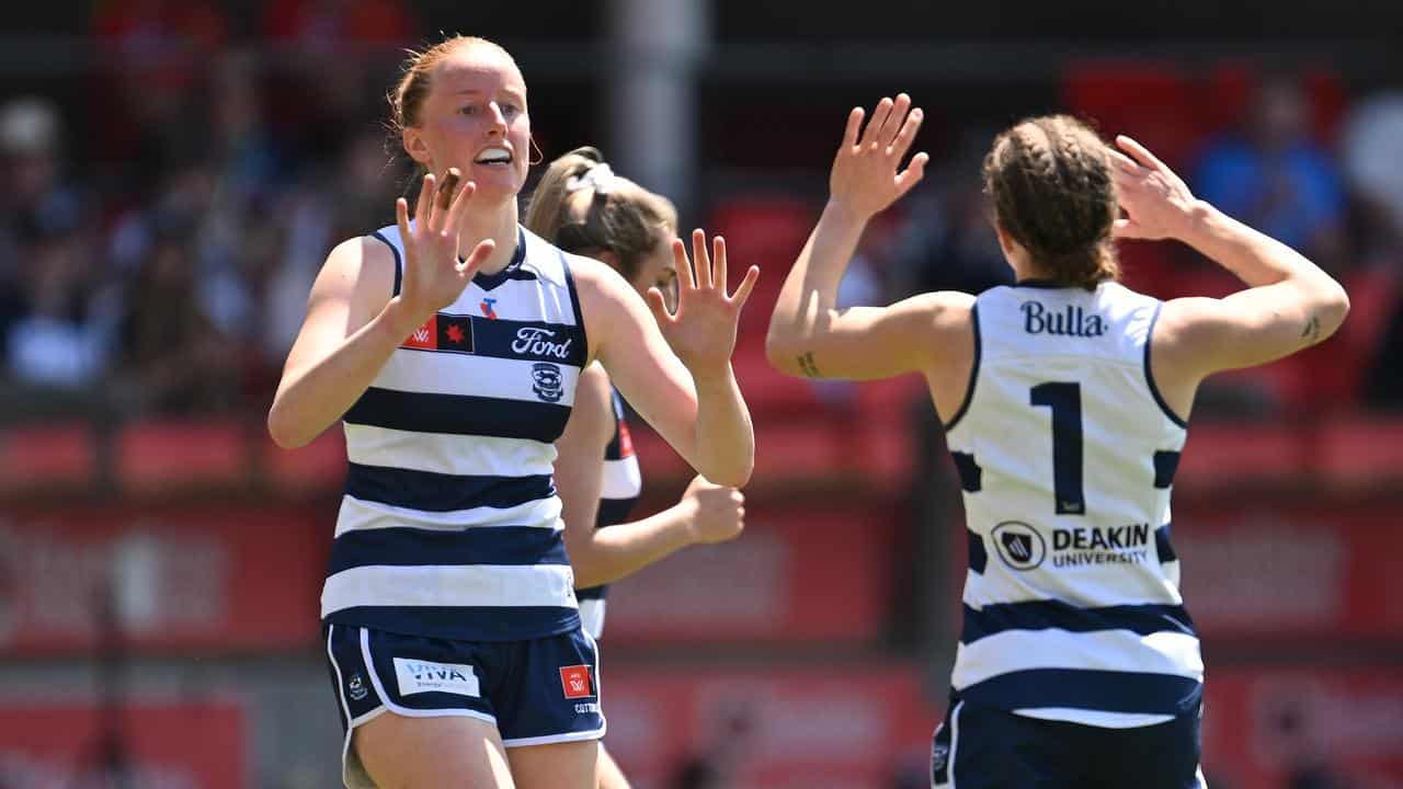 Geelong's Aishling Moloney (left).